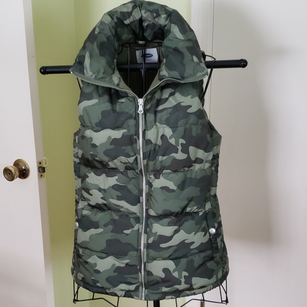 Old Navy camo vest
